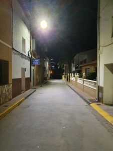 Vista iluminación en calle Tejerías